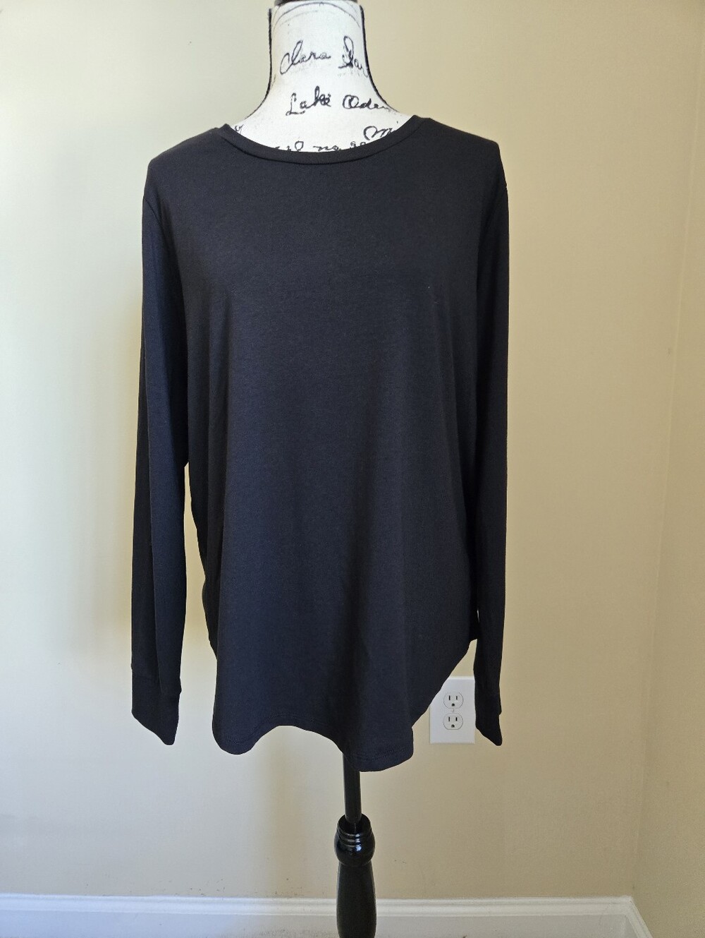 Universal Standard Long Sleeve Tee Womens 14-16 Pima Cotton Blend Black